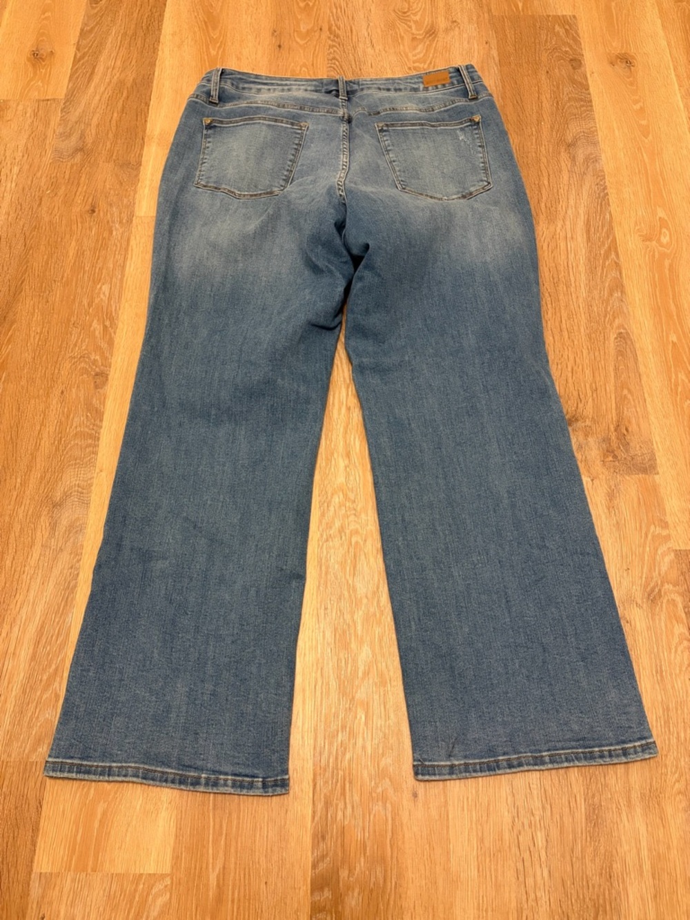 Judy Blue High Rise Wide Leg Jeans Medium Wash Distressed Plus Size 20W - Picture 2 of 8